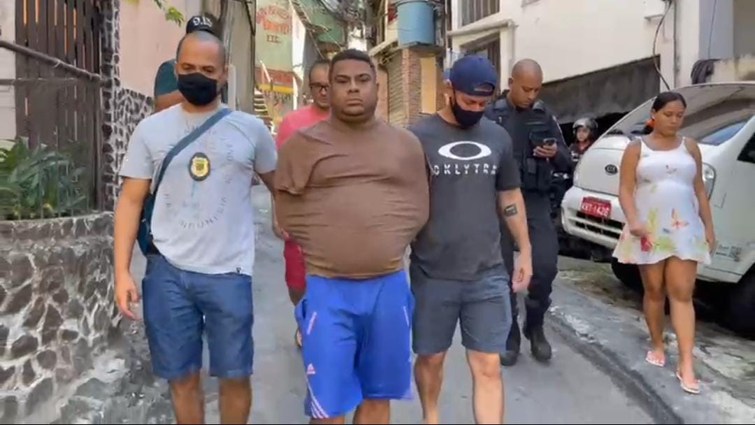 Homem apontado como o maior traficante de Sergipe é preso na favela da