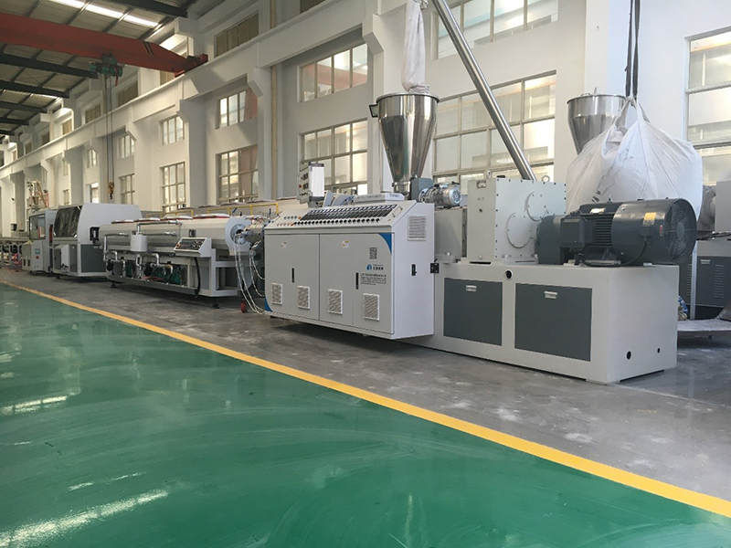 News What should be considered when designing the head of the plastic