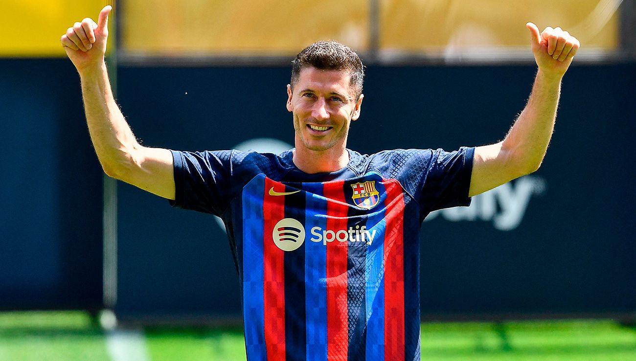 Lewandowski, with everything The rivalry with Madrid, his goal at(028)
