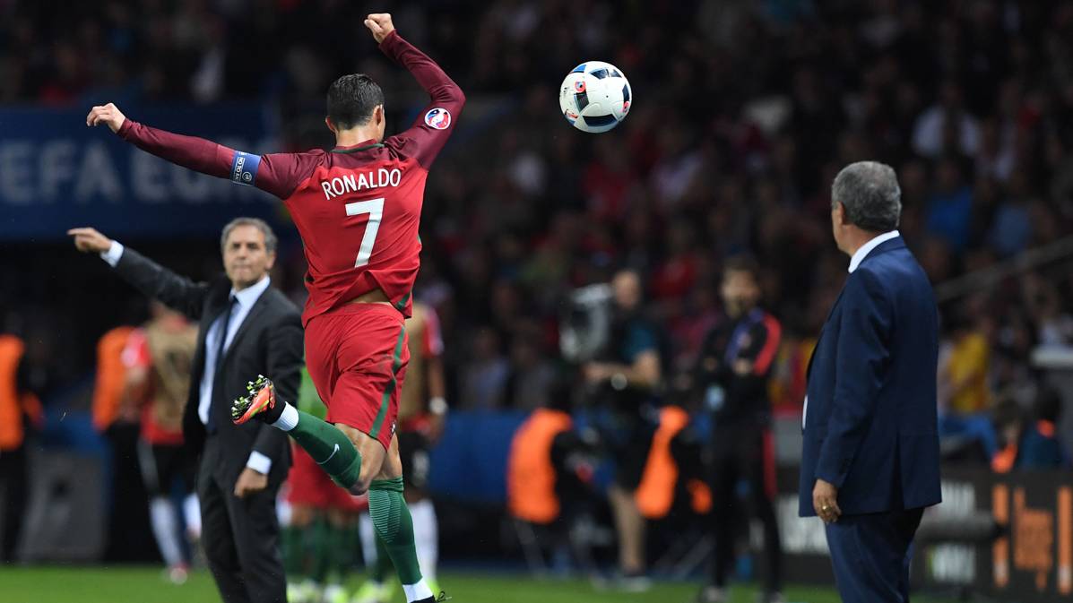 Portugal's juventus forward cristiano ronaldo is ready to play in their euro 2020 qualifiers against lithuania and luxembourg despite concerns over his fitness which came to the fore last weekend, coach fernando santos said on wednesday. Fernando Santos Annoying I Do Not Want To Speak Of Cristiano