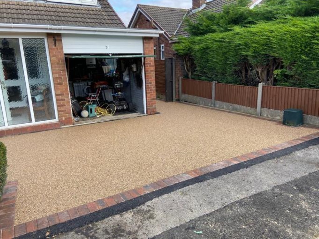 Resin Bound Driveway with Block Paving Border in Ramsbottom, Manchester