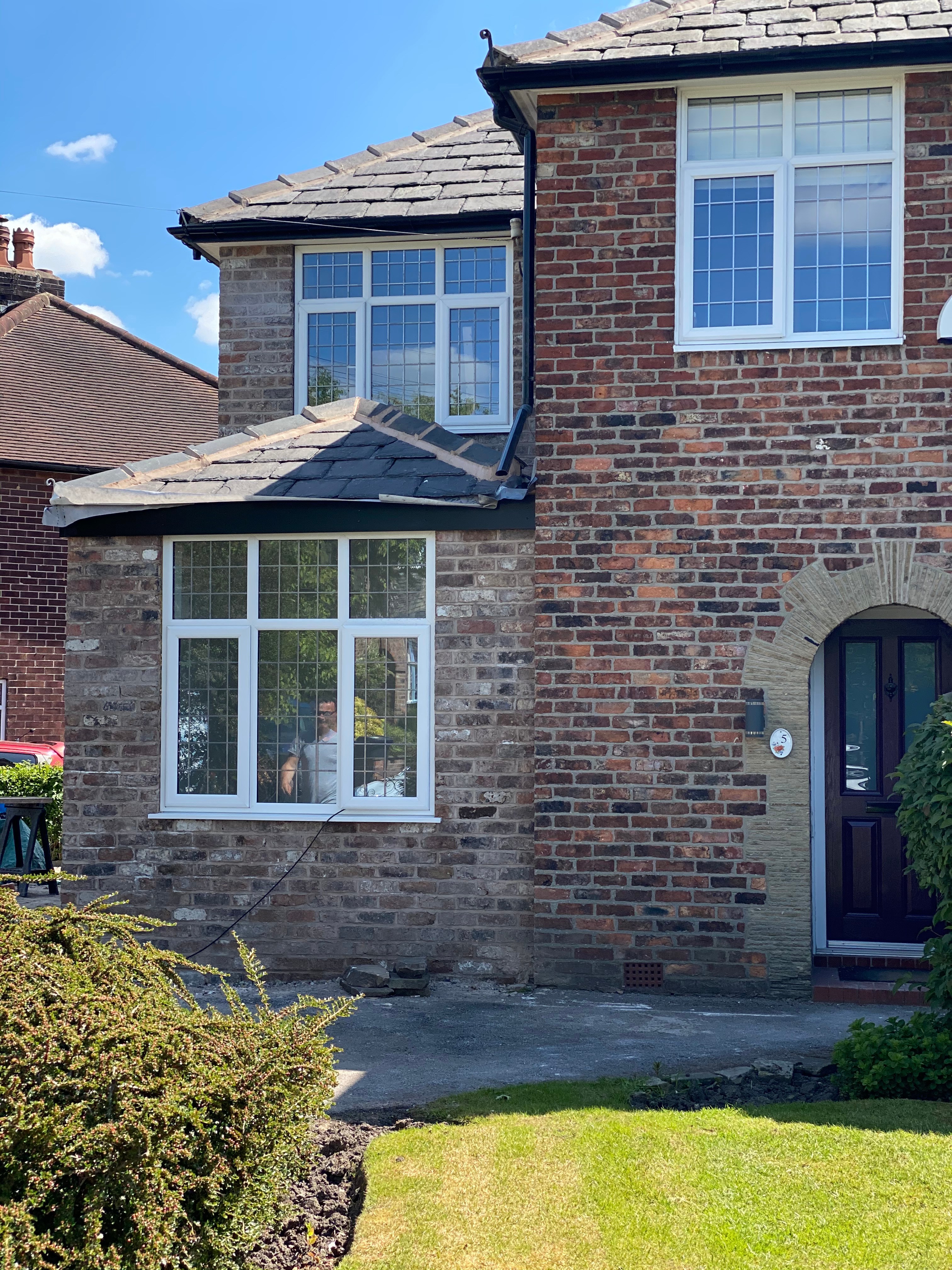 Double storey split side extension, Wilmslow.
