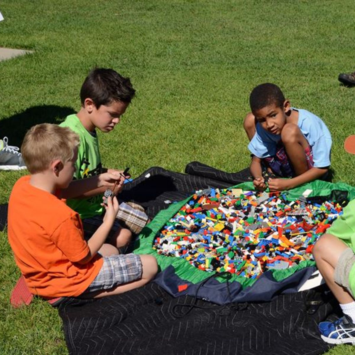 7 Simple &amp; Fun Outdoor Activities For Kids