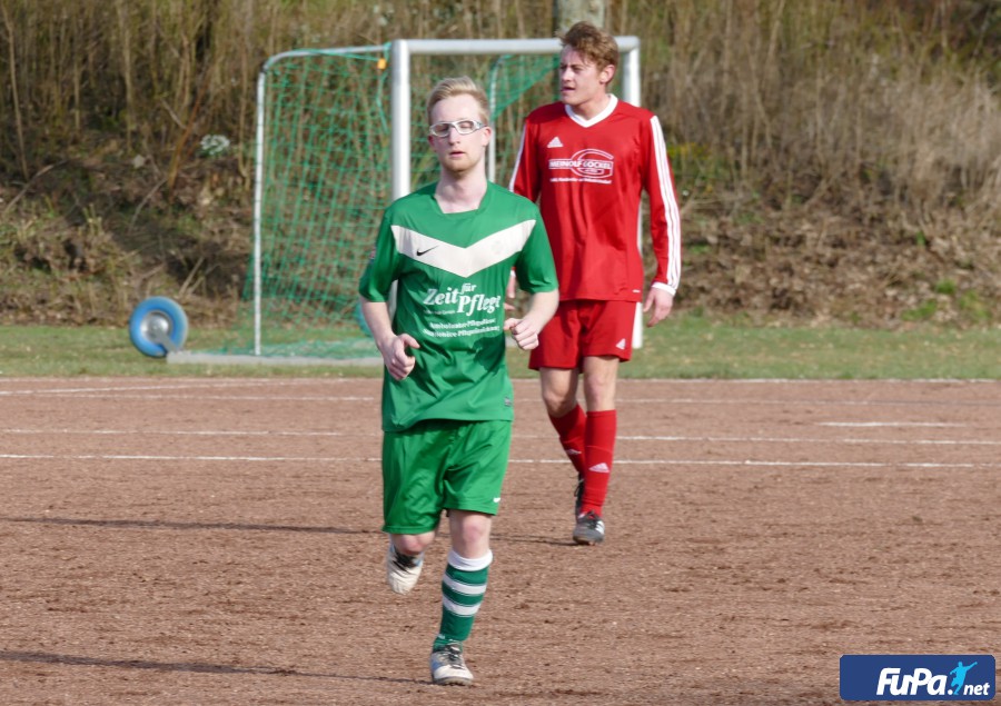 SG Siddessen/Niesen TuS Willebadessen 22 (12) FC Siddessen