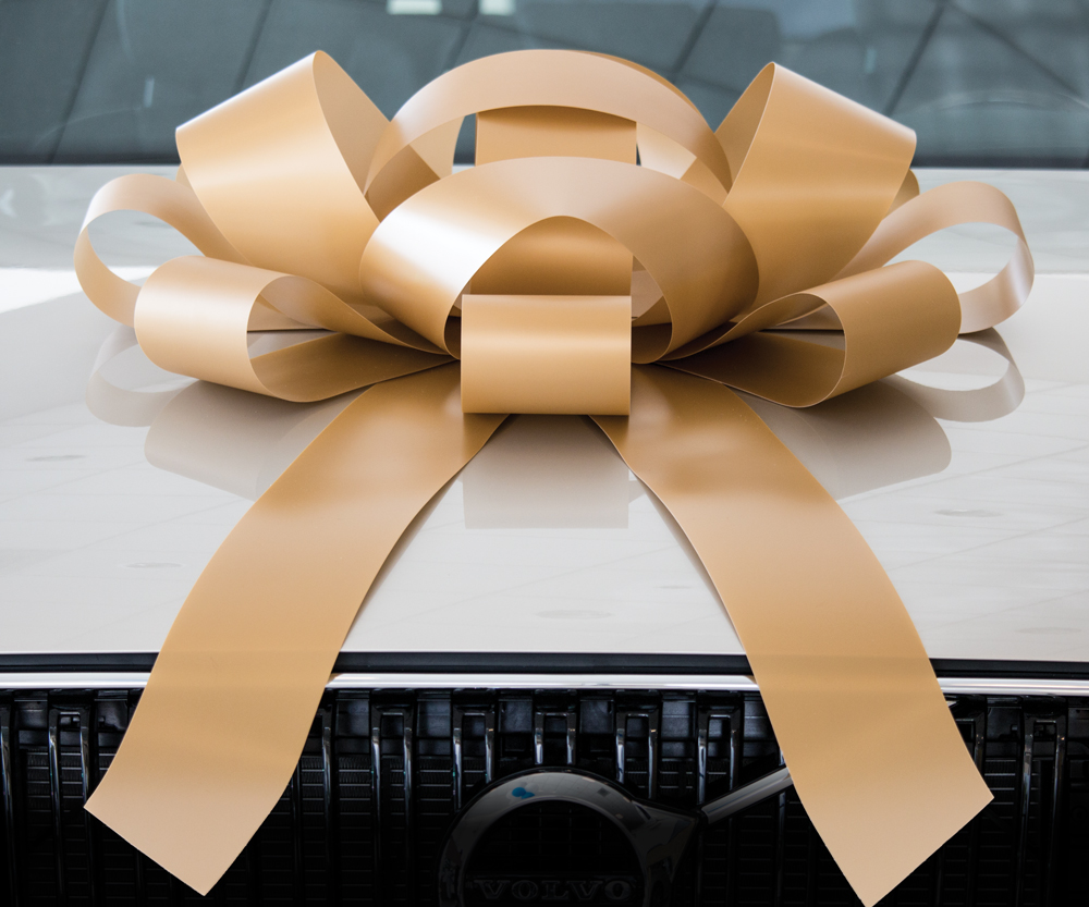 30 Inch Giant Gold Car Bow 531 Jumbow