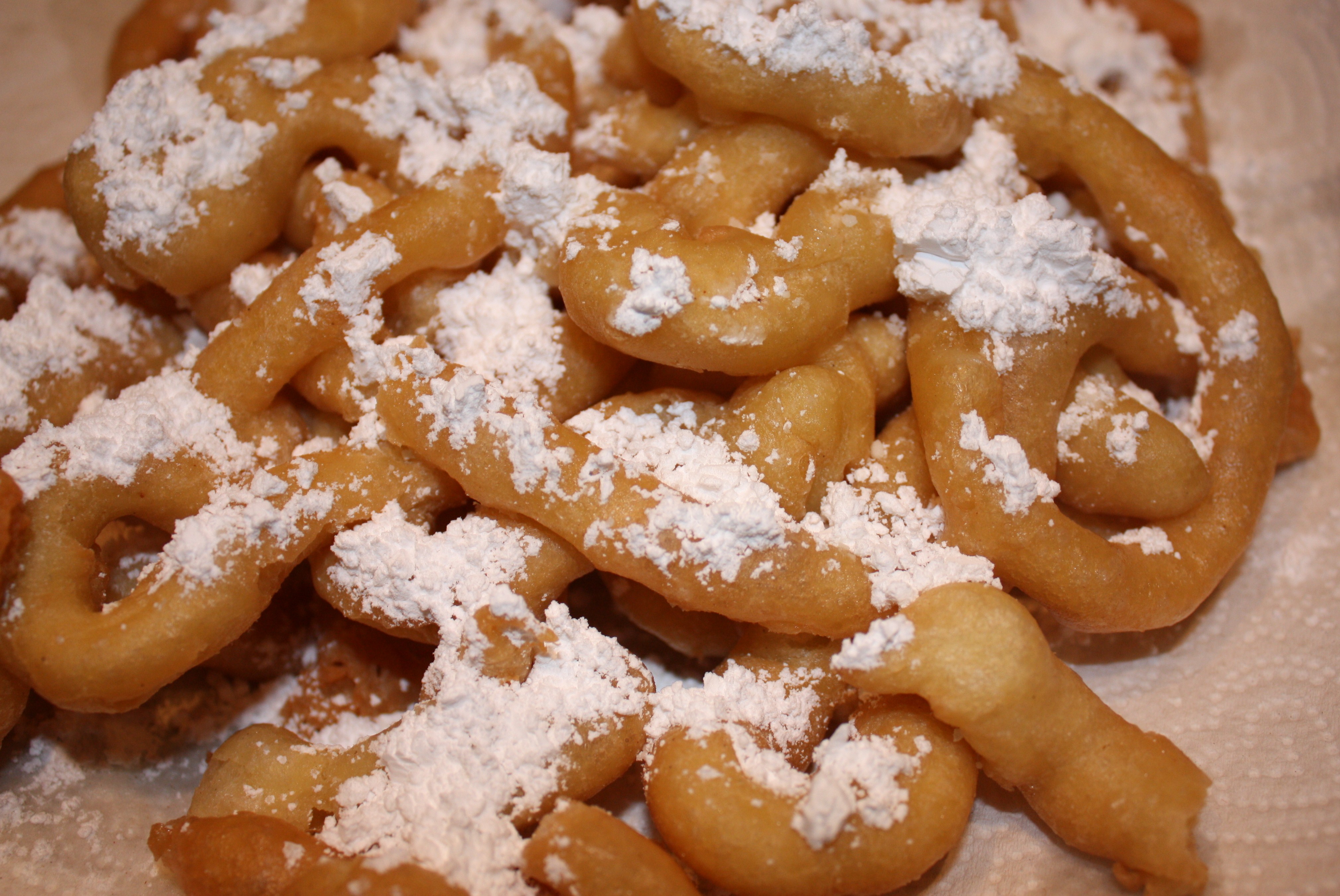 Feed Your Kids » Alton Brown’s Funnel Cake