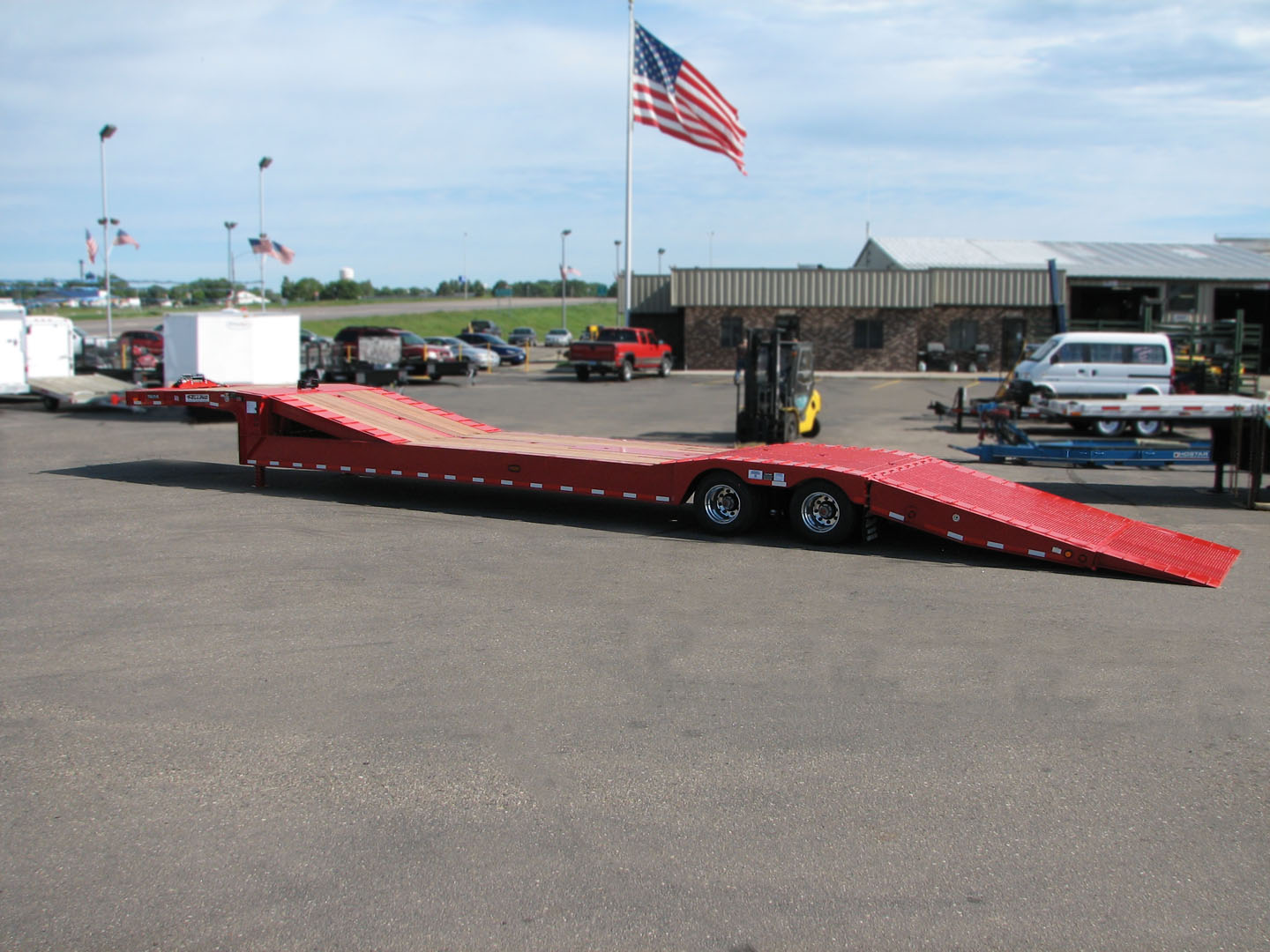 Felling Raises the Bar with Perimeter Frame Felling Trailers