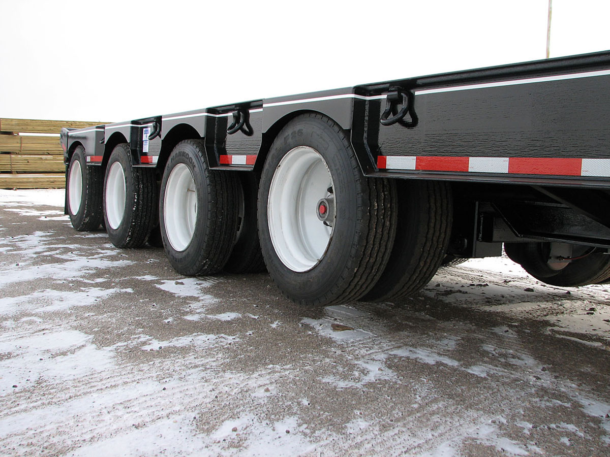 Custom Solutions Fixed Neck Oilfield Float Trailer, Felling Trailers