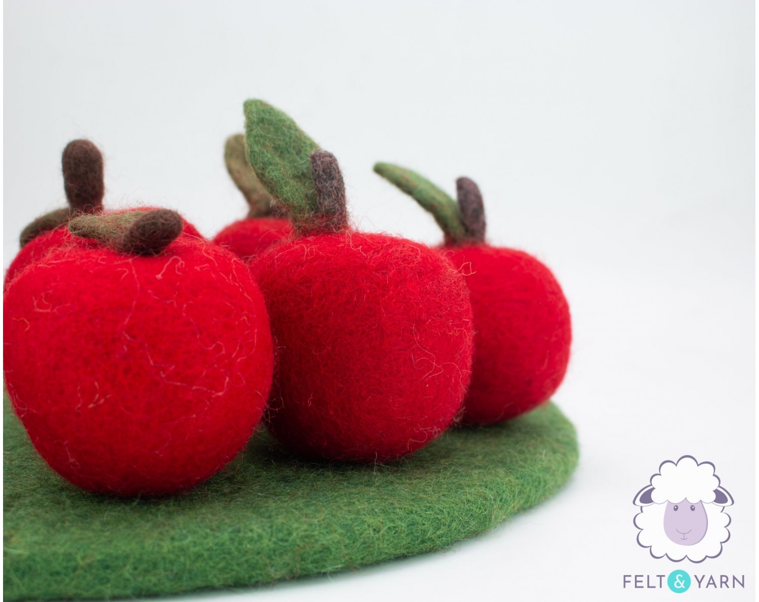 Felt Fruit Set [Red Apples] for Decoration Felt & Yarn