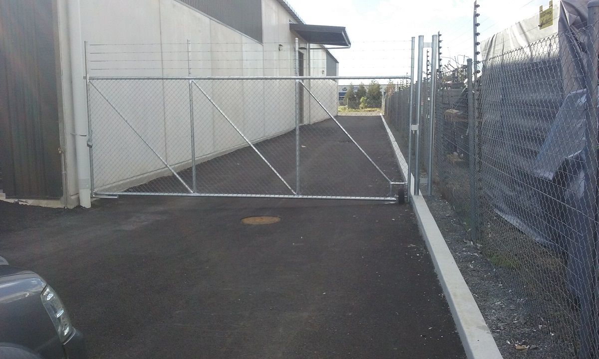 Fencing Hamilton Fences and Gates Pool Fencing Waikato NZ