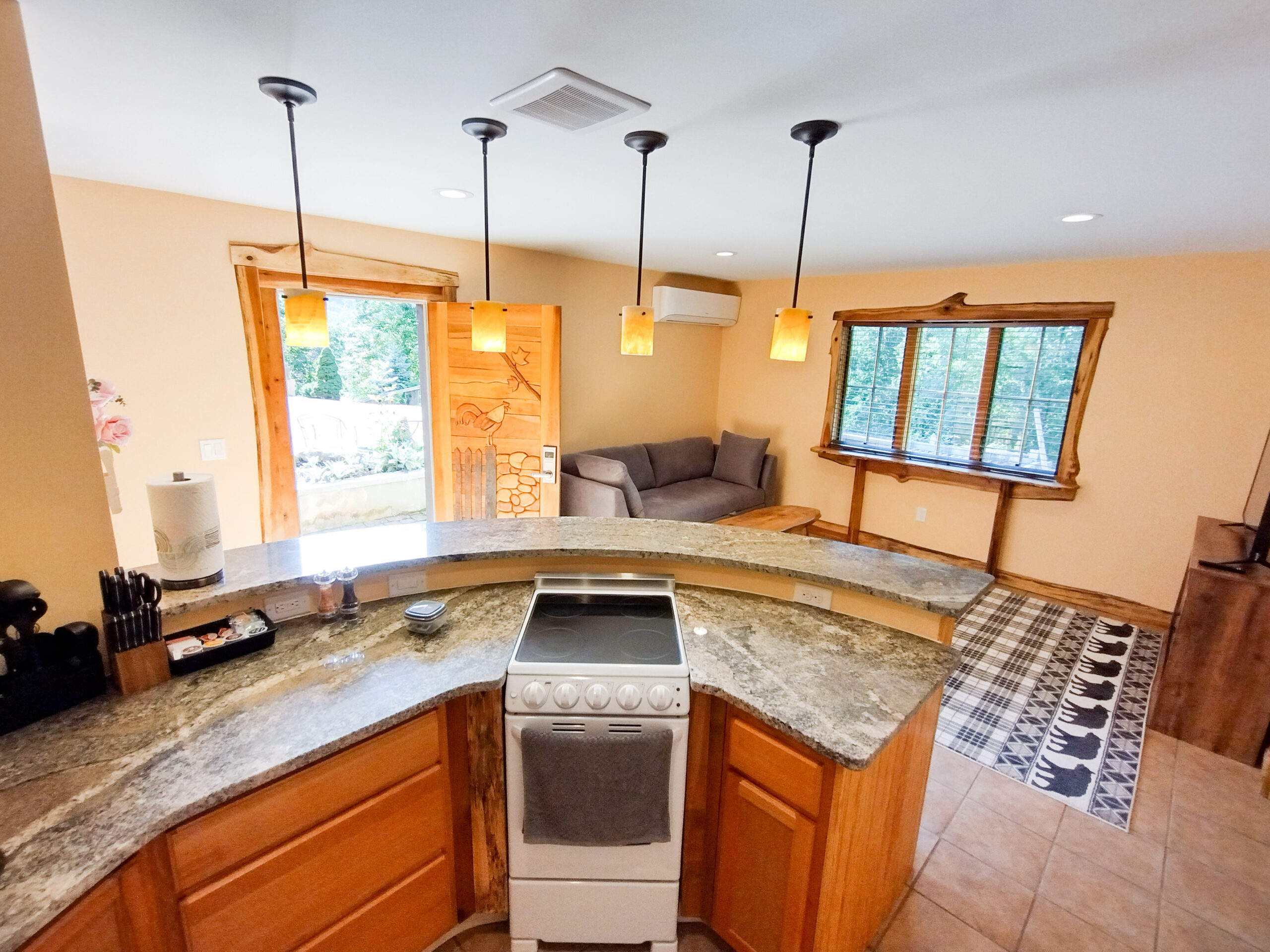 Pet Friendly Cabin Rental for Virginia Mountain Vacation near Blue