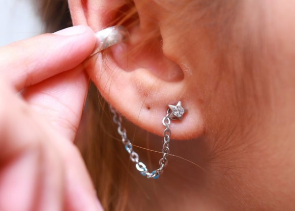 How To Do Piercing At Home Complete Procedure And Precautions