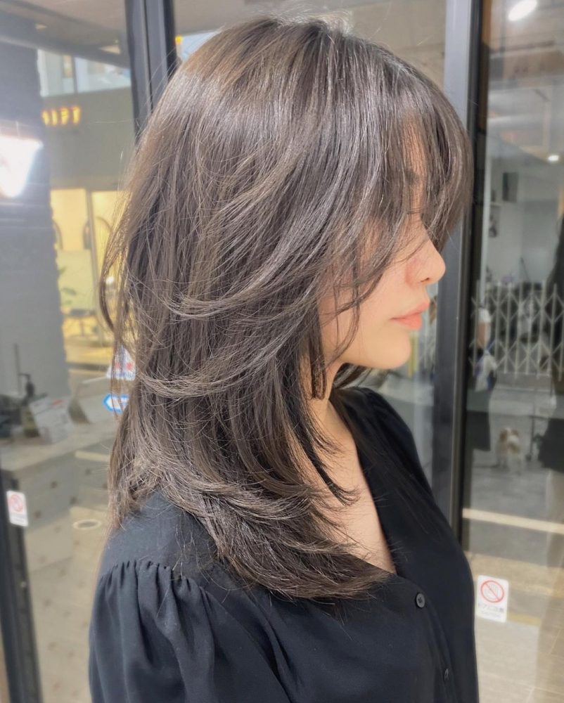 A Guide To Hush Cut Hairstyle Trend Perfect For Effortless Styling