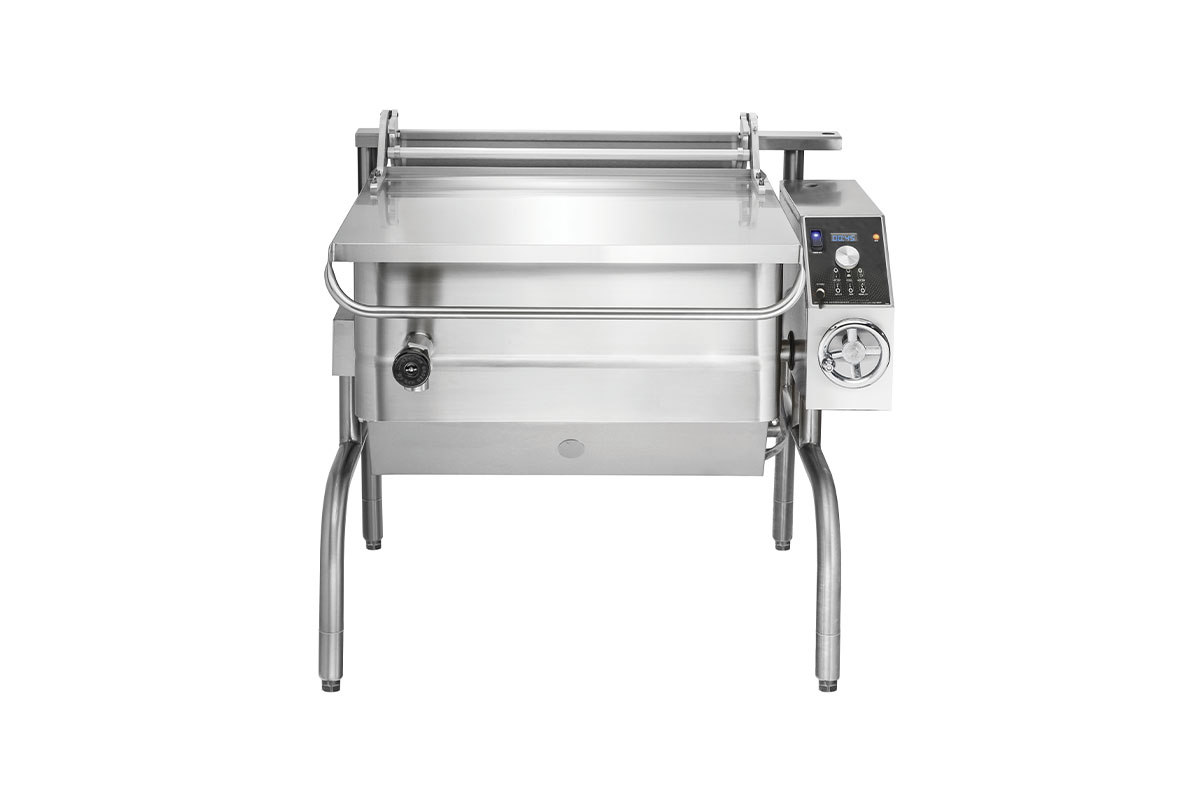 Leveling Up With Tilt Skillets Foodservice Equipment Reports Magazine