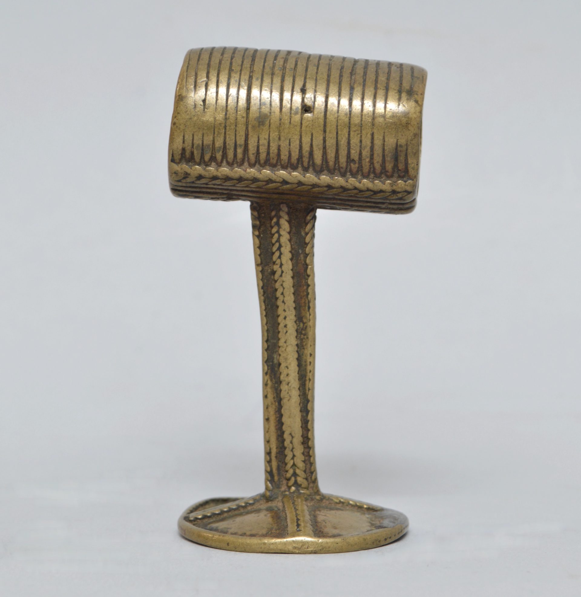 Tiv Snuff Ring Fernandez Leventhal Gallery