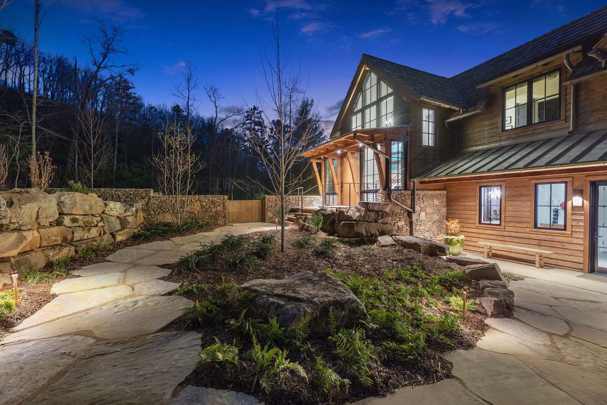 F.E. Trainer Construction Custom Home Builder and General Contractor