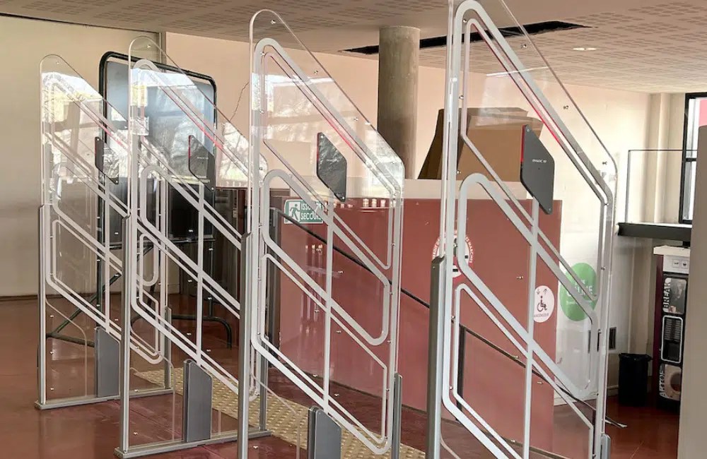 Hybrid Library Security Gates FE Technologies