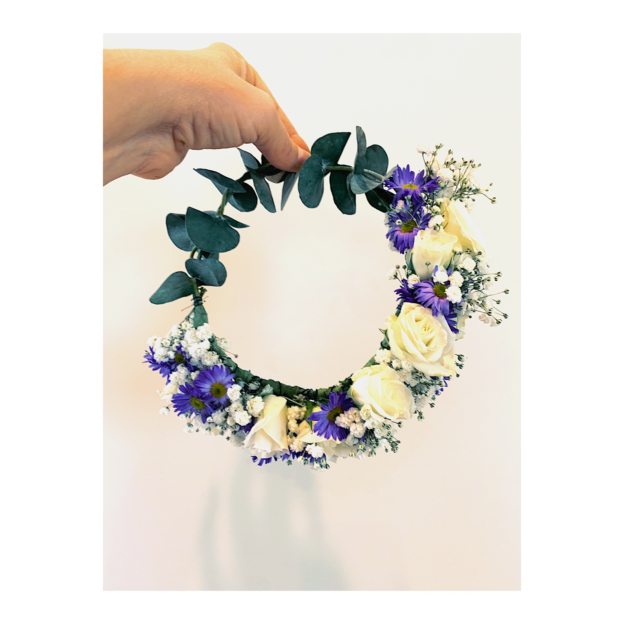 How the DIY Flower Crown Kits Work & Our Flower Crown Orders