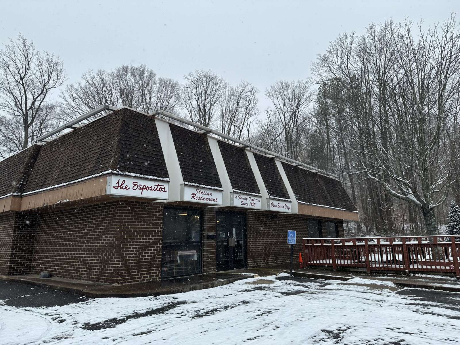 Fairfax restaurant owner says no plans to close despite proposed car