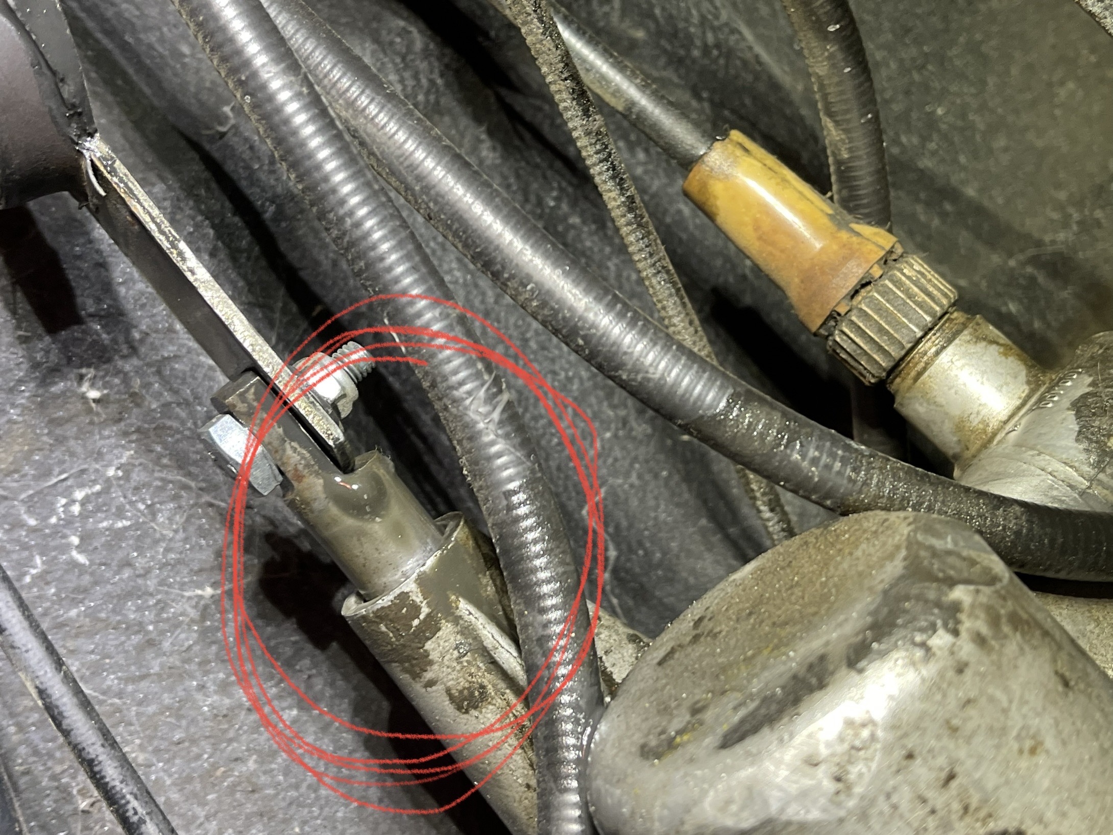 1968 Fiat 500 gear box leak FIAT 500 (Classic) The FIAT Forum