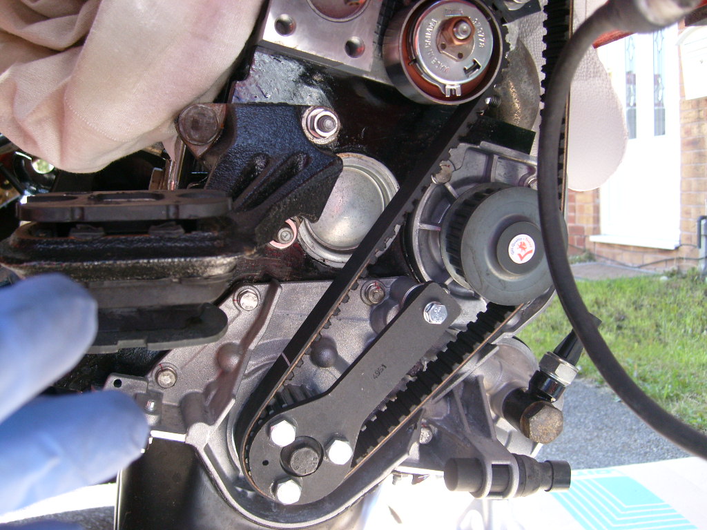 Fiat 500 Timing Belt Replacement Machine Tools