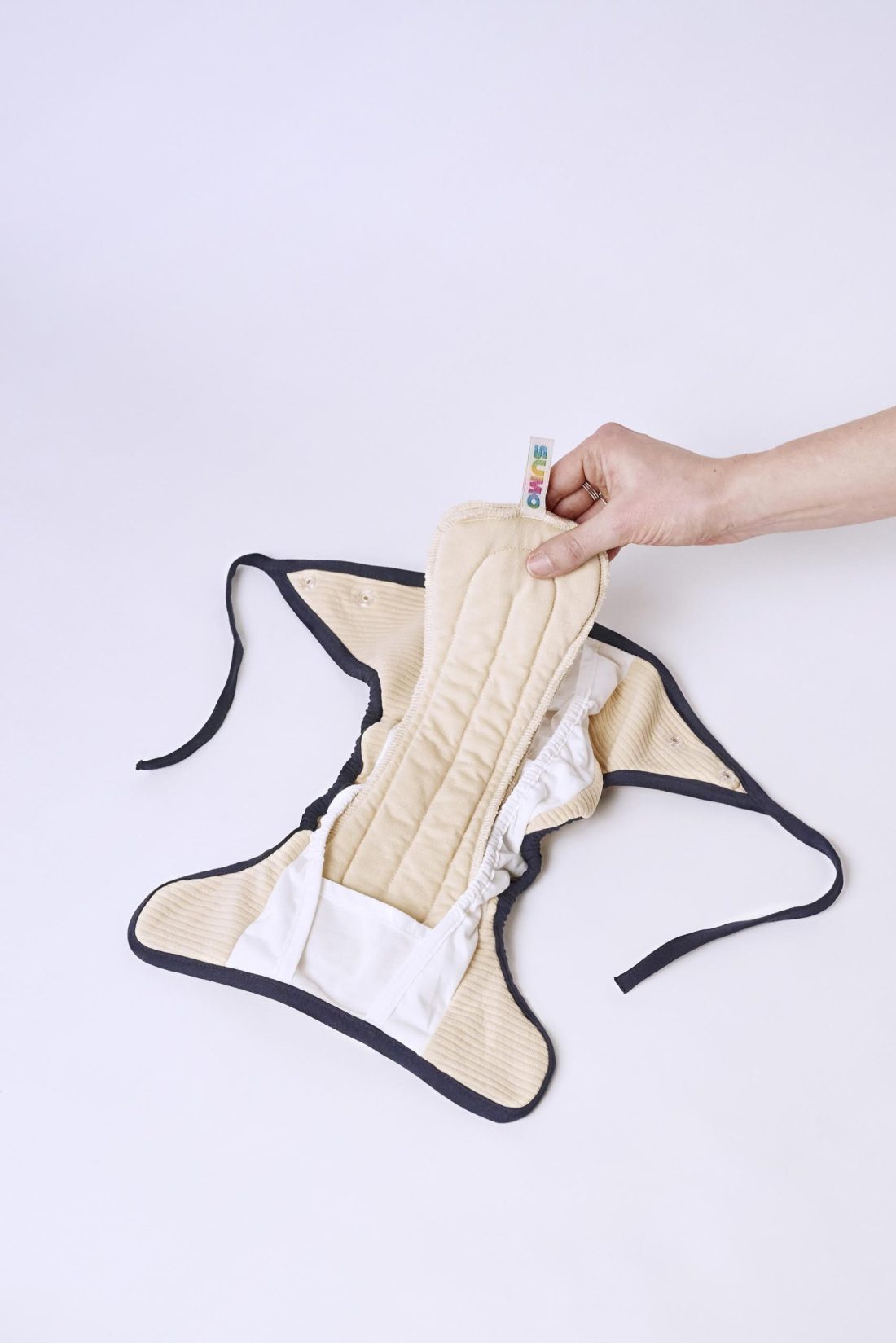 Sumo and Kelheim Fibers develop a sustainable absorbent washable diaper