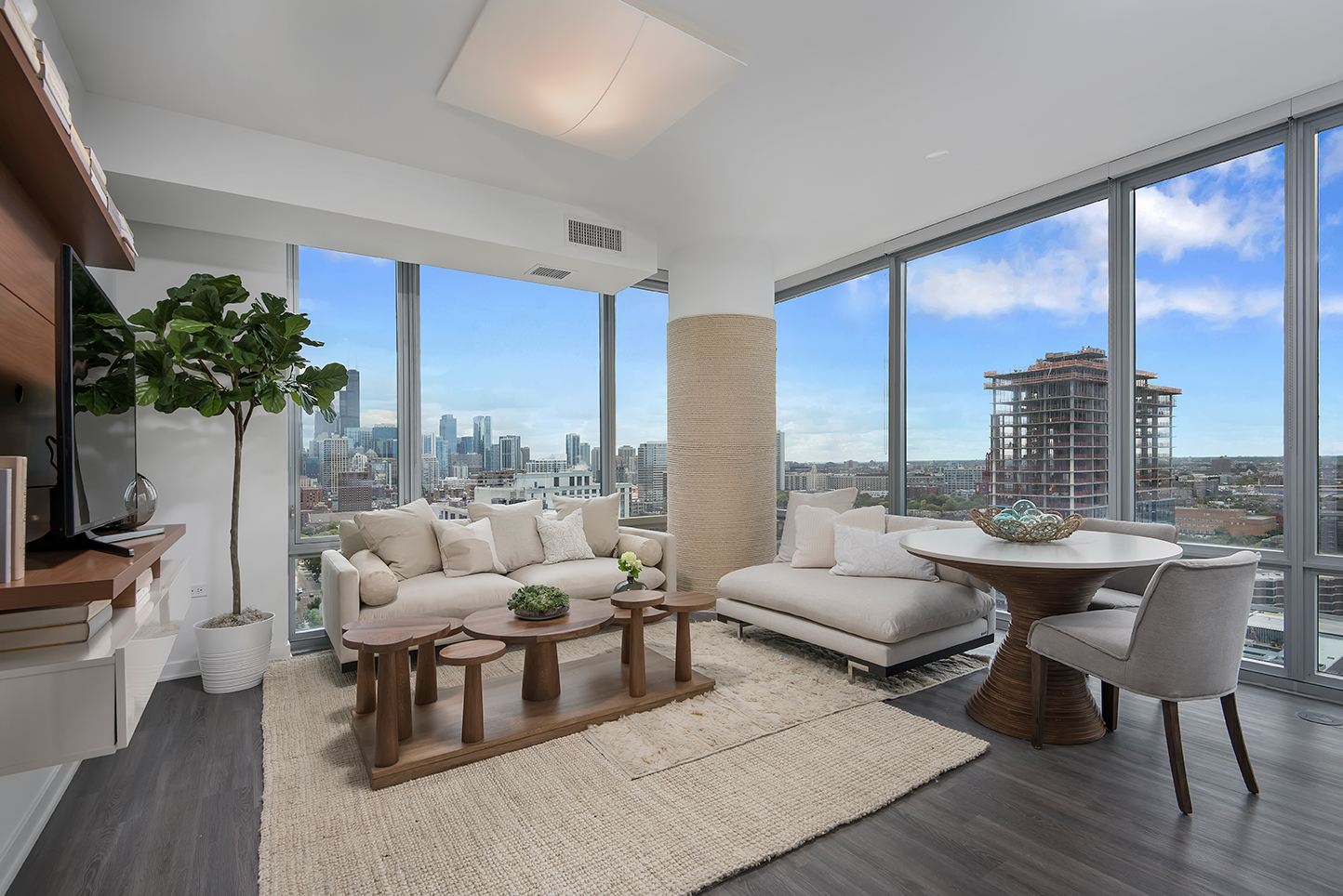 The Sinclair Chicago Luxury Apartments Fifield Companies