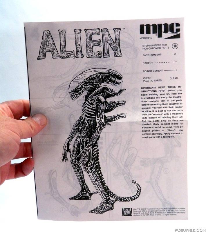 REVIEW: REVIEW: Round 2/ MPC's ALIEN Model Kit
