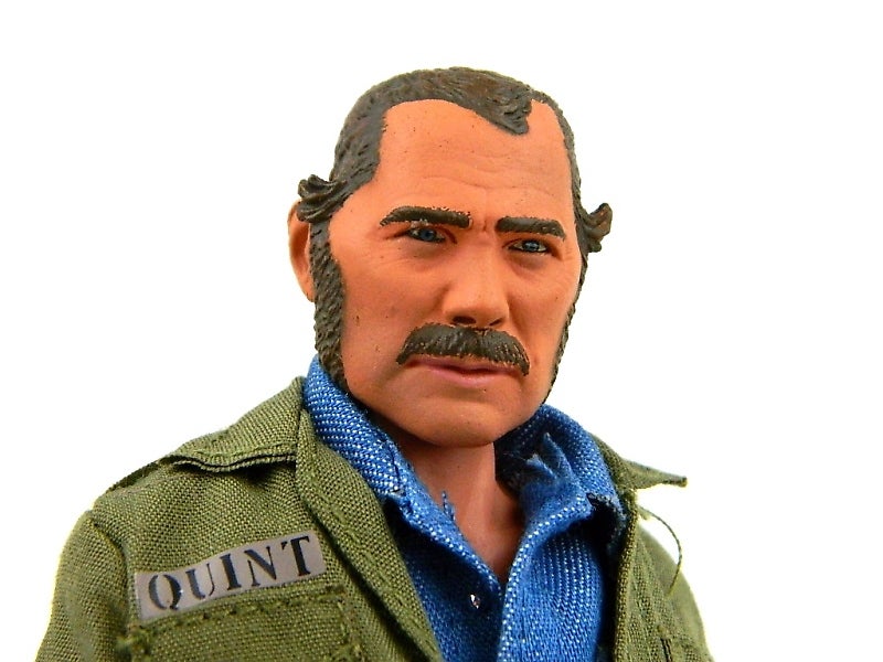 REVIEW NECA JAWS Quint 8Inch Clothed Figure