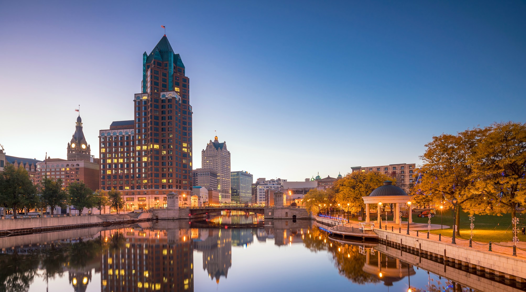 Milwaukee Third Ward Historic District Tour Book Tours & Activities at