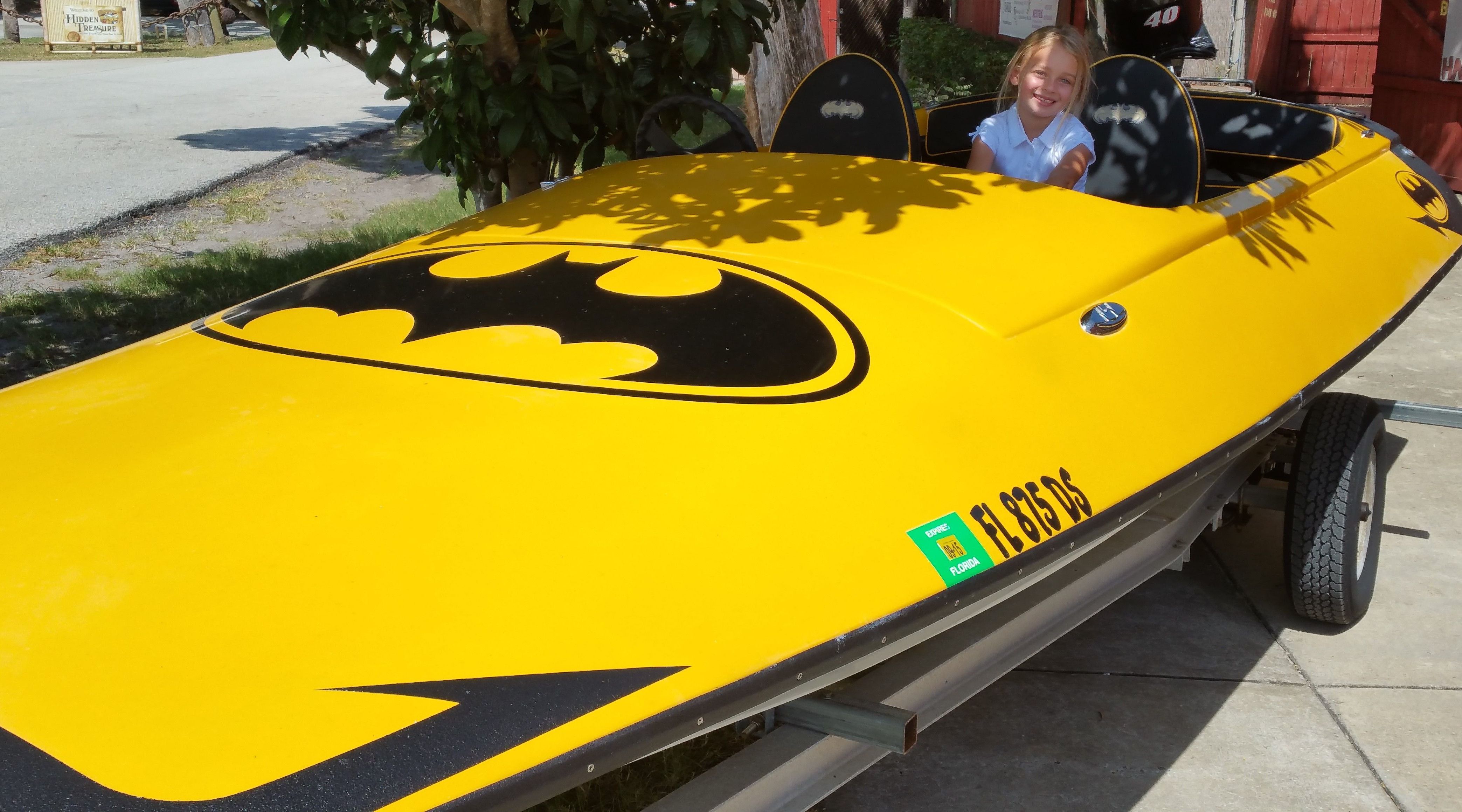 Batmobile Boat Rental on Rose Bay Book Tours & Activities at