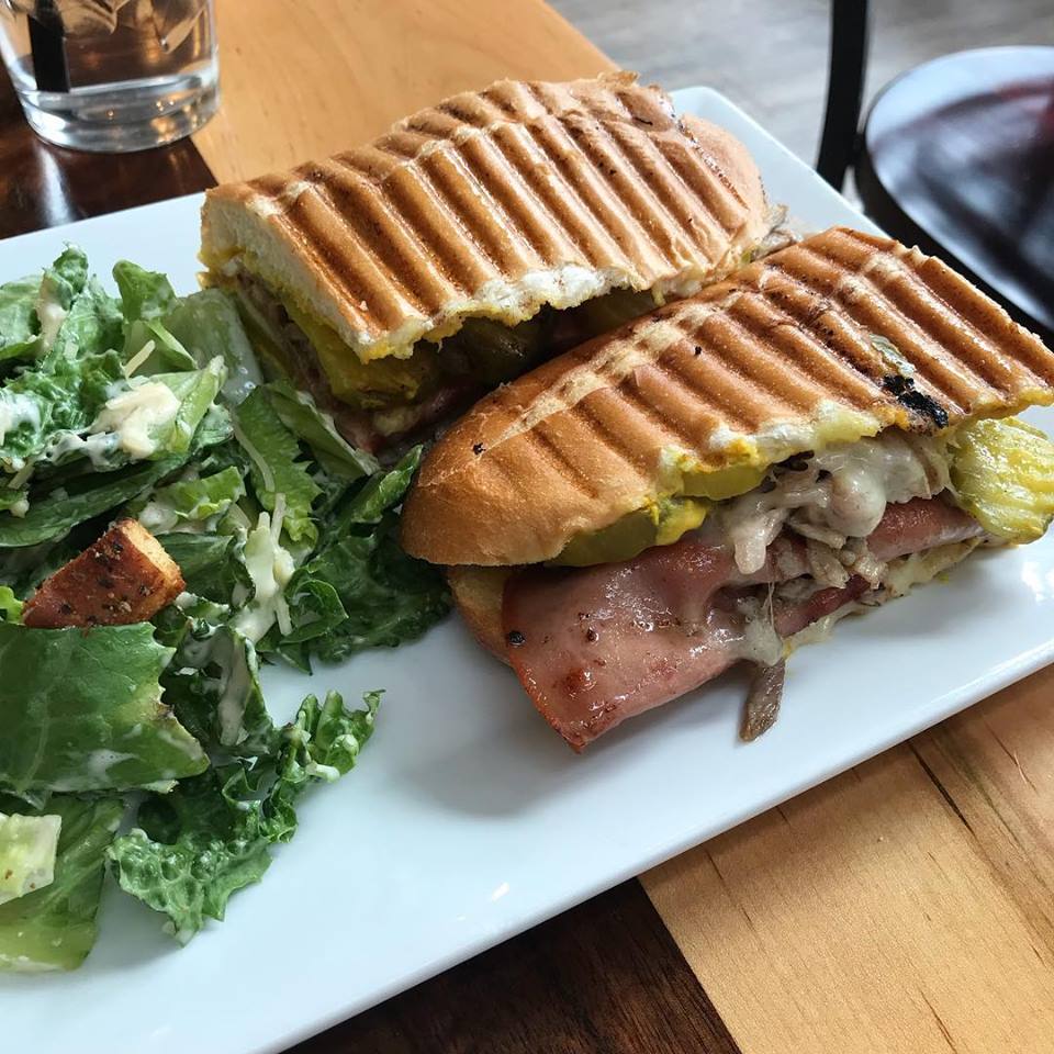 Iron Horse York York, PA Bar & Restaurant