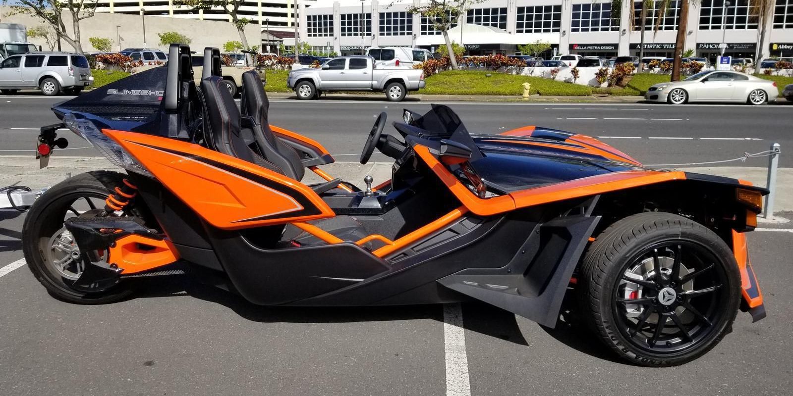 Slingshot/TriWheel Vehicle Rental in Honolulu Book Tours & Activities