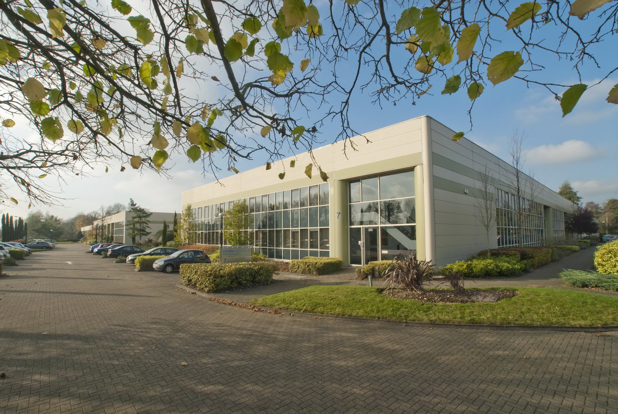 Property To Let 6 Woodshots Meadow, Croxley Green Business Park