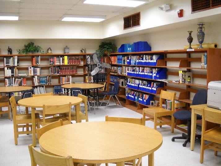 El Paso Independent School District Facilities Wiggs Middle School