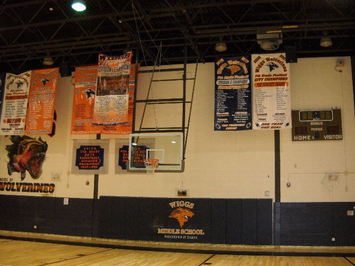 El Paso Independent School District Facilities Wiggs Middle School Gym