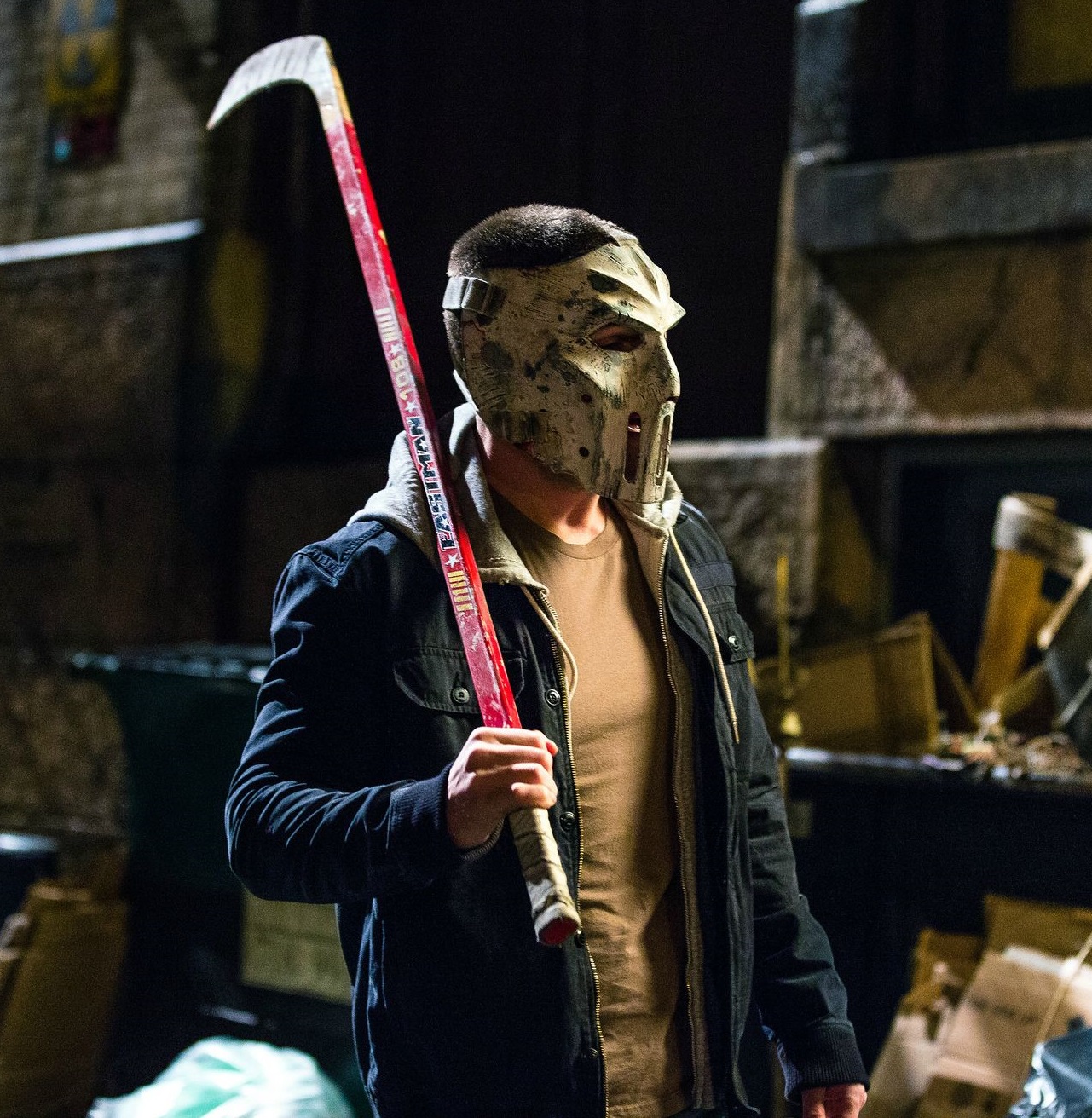 Seht Stephen Amell als Casey Jones in "Teenage Mutant