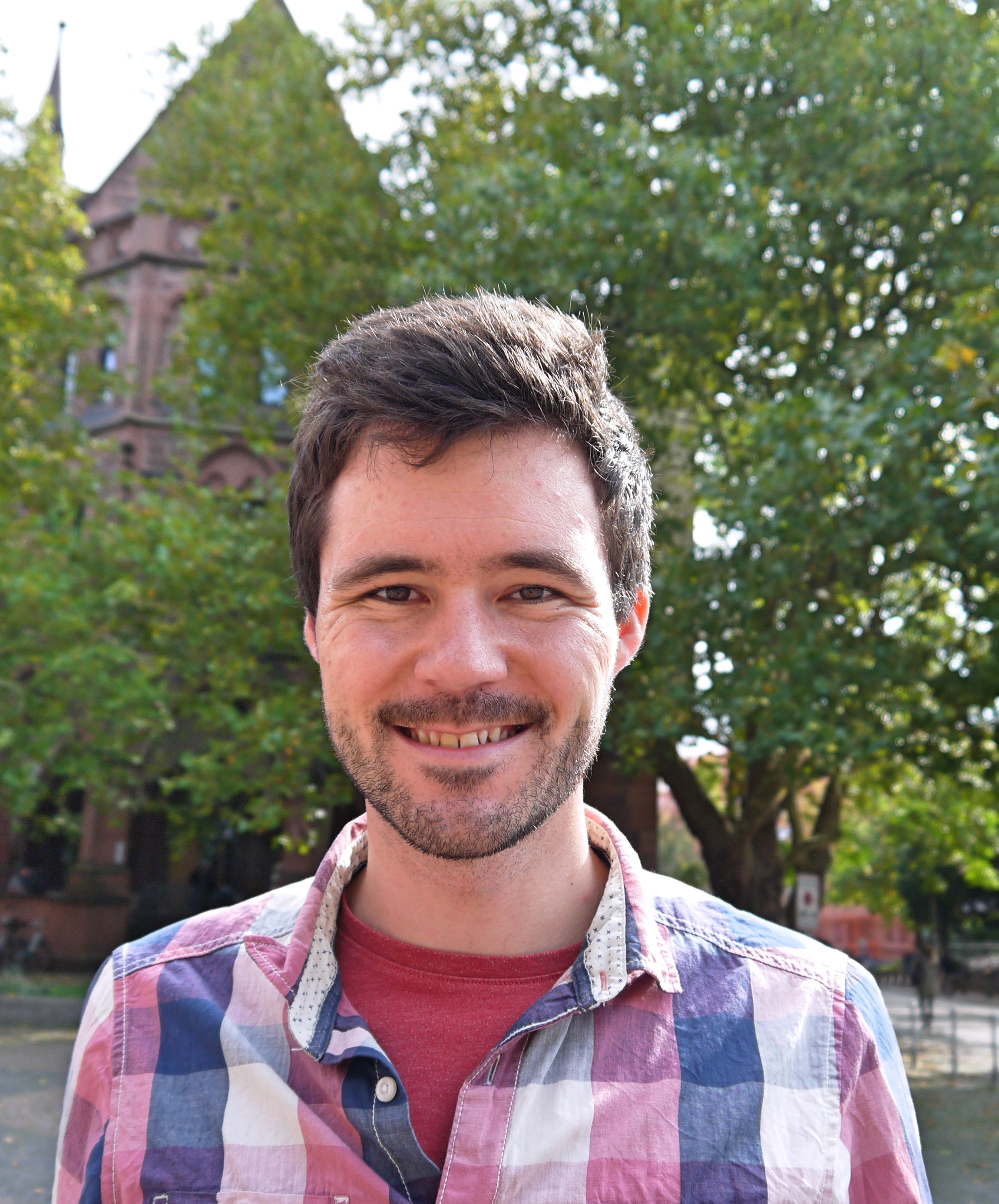 Dr. Julian Sester — Abteilung für Quantitative Finanzmarktforschung