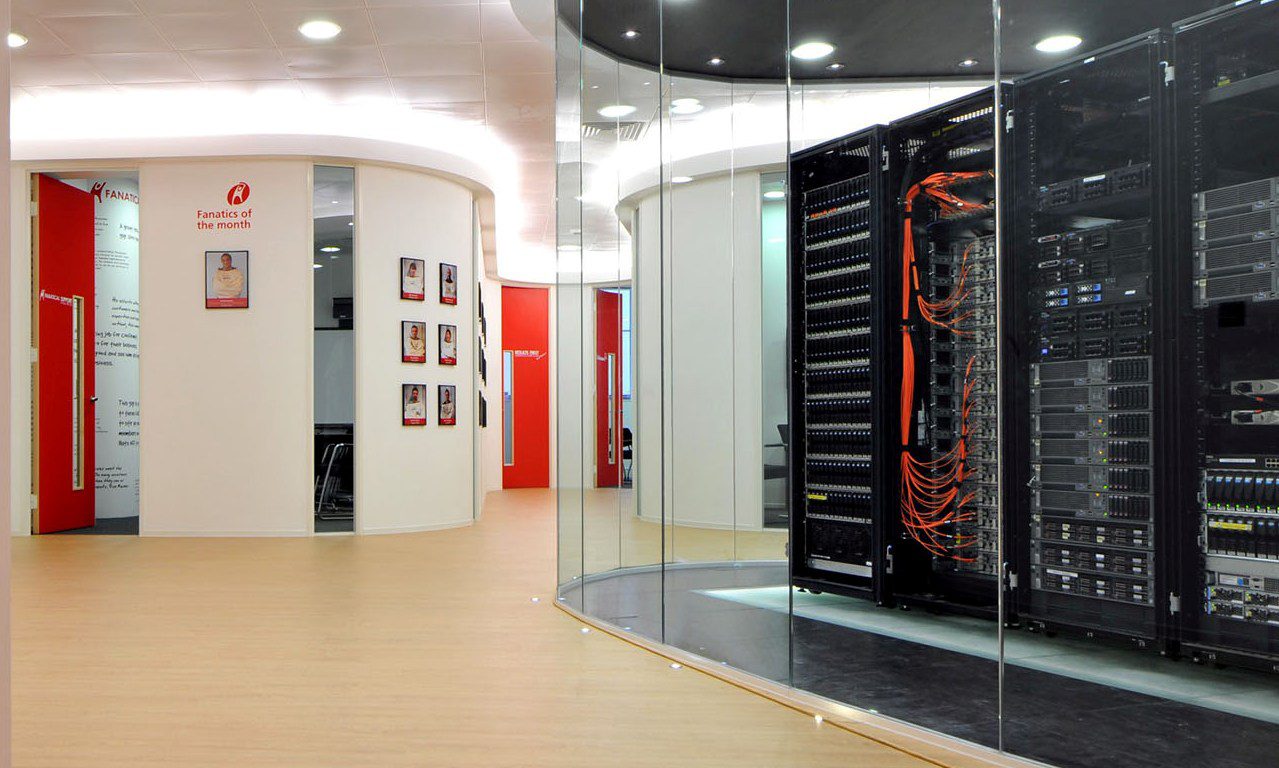 Finance Colombia Data & Cloud Services Provider Rackspace