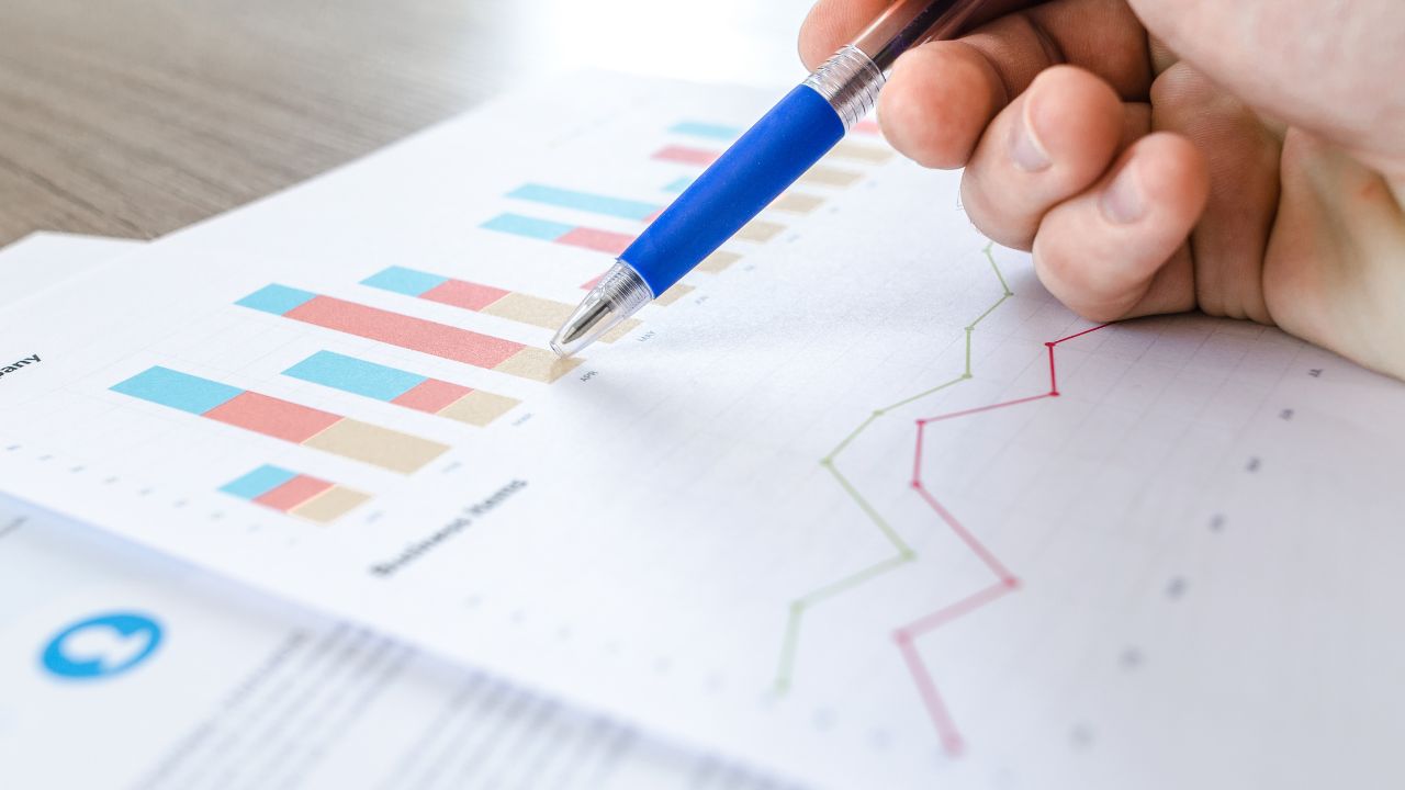What is Tracking Error and How Can it Affect Your Portfolio? Finance
