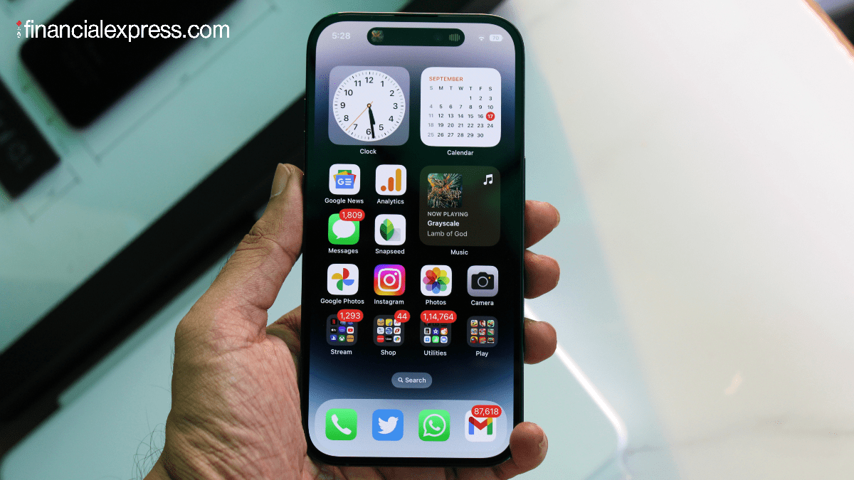 iPhone 14 Pro alwayson display too bright? Apple to offer more control in iOS 16.2 beta