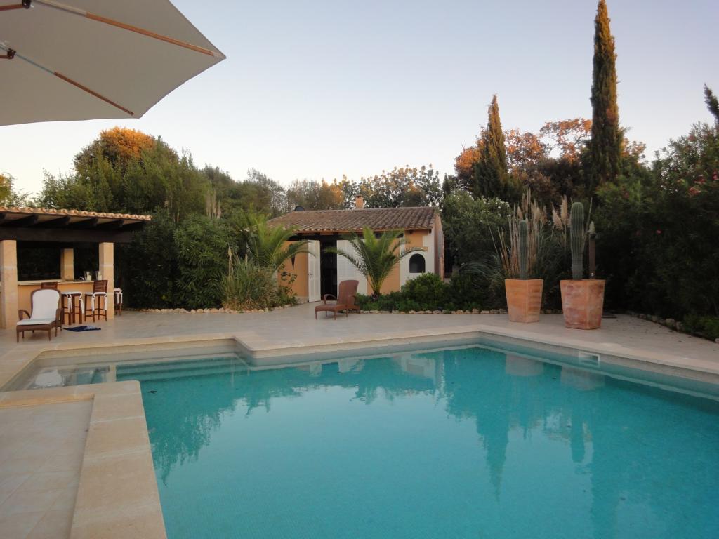 Fincas on Majorca Cas Concos for 7 Persons for rent fincaurlaub.de
