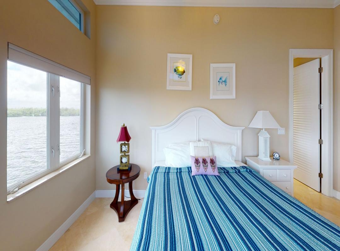 Vacation Resort rentals in Key Largo, 6 Bedrooms by owner 101975