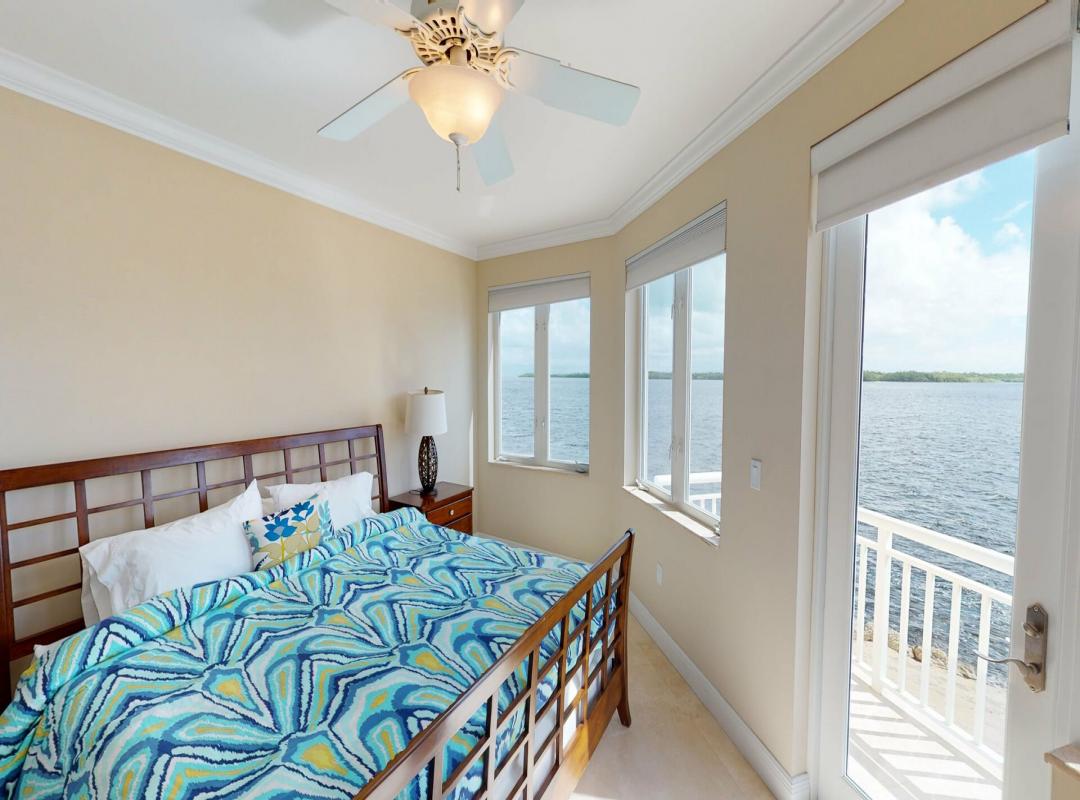 Vacation Resort rentals in Key Largo, 6 Bedrooms by owner 101975