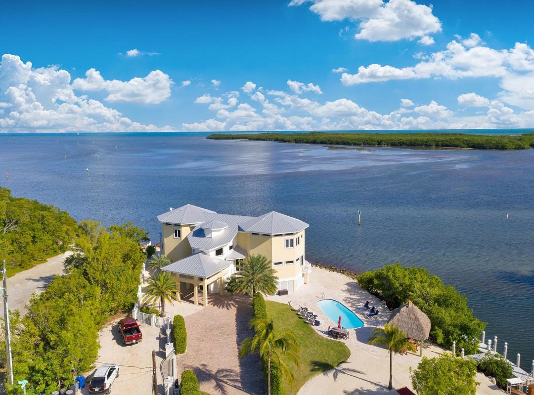 Vacation Resort rentals in Key Largo, 6 Bedrooms by owner 101975