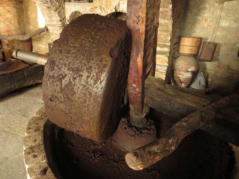 The traditional olive press FindinGreece