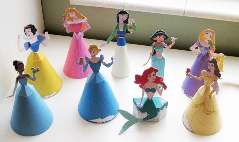 Tracing Paper Dolls for the Silhouette to Print and Cut Finding Time