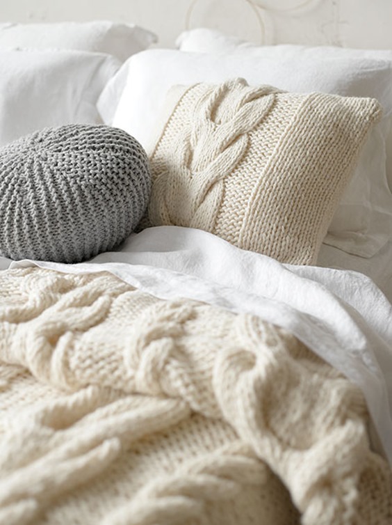 Free Cushion Knitting Pattern with Cable