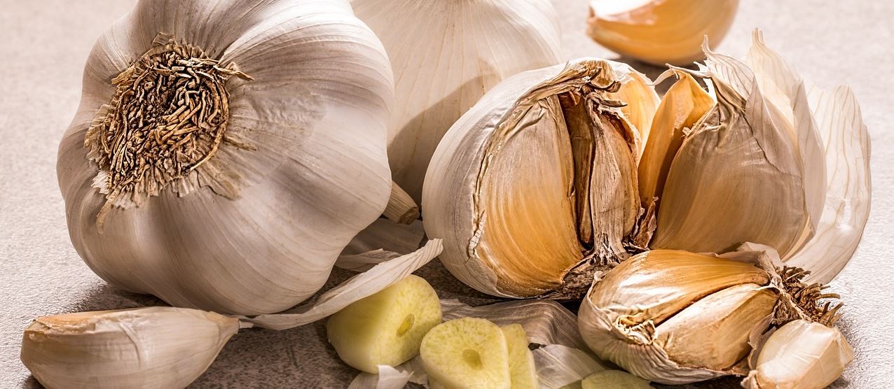 39 Amazing Health Benefits of Garlic