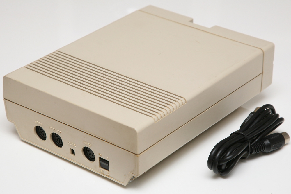 COMMODORE 1541II FLOPPY DISK DRIVE w/serial cable for C64/64/128